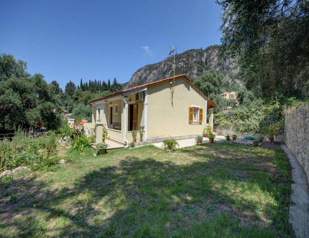 Mikeys Apartments Paleokastritsa Bagian luar foto
